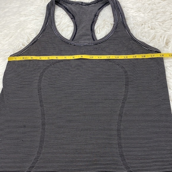 Lululemon Switfly Tech Tank - Picture 4 of 6